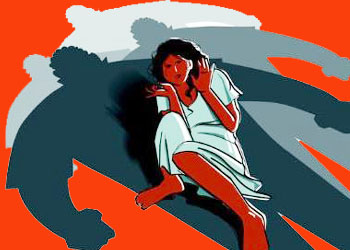 மாணவியை துஷ்பிரயோகம் செய்ய முயற்சித்த, ஆசிரியர் கைது