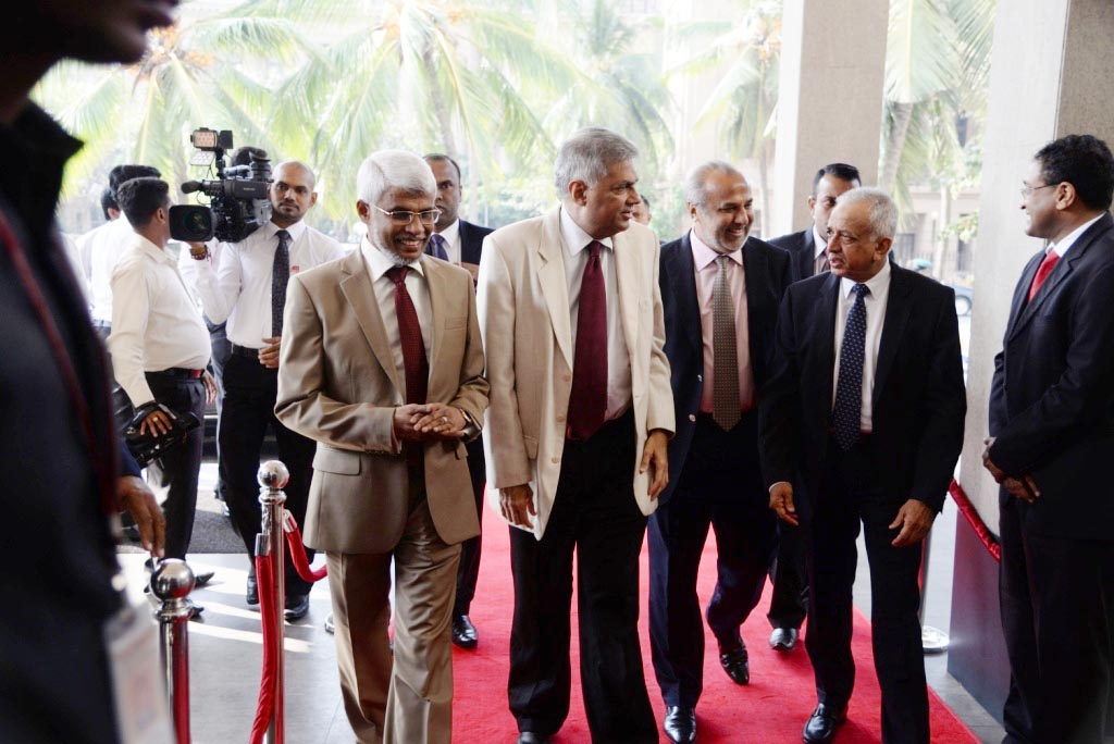 ஹாபிஸ் நசீர் தலைமையில் ‘கிழக்கில் முதலீடு – 2016’ மாநாடு; ரணில், ஹக்கீம், ரவி பங்கேற்பு