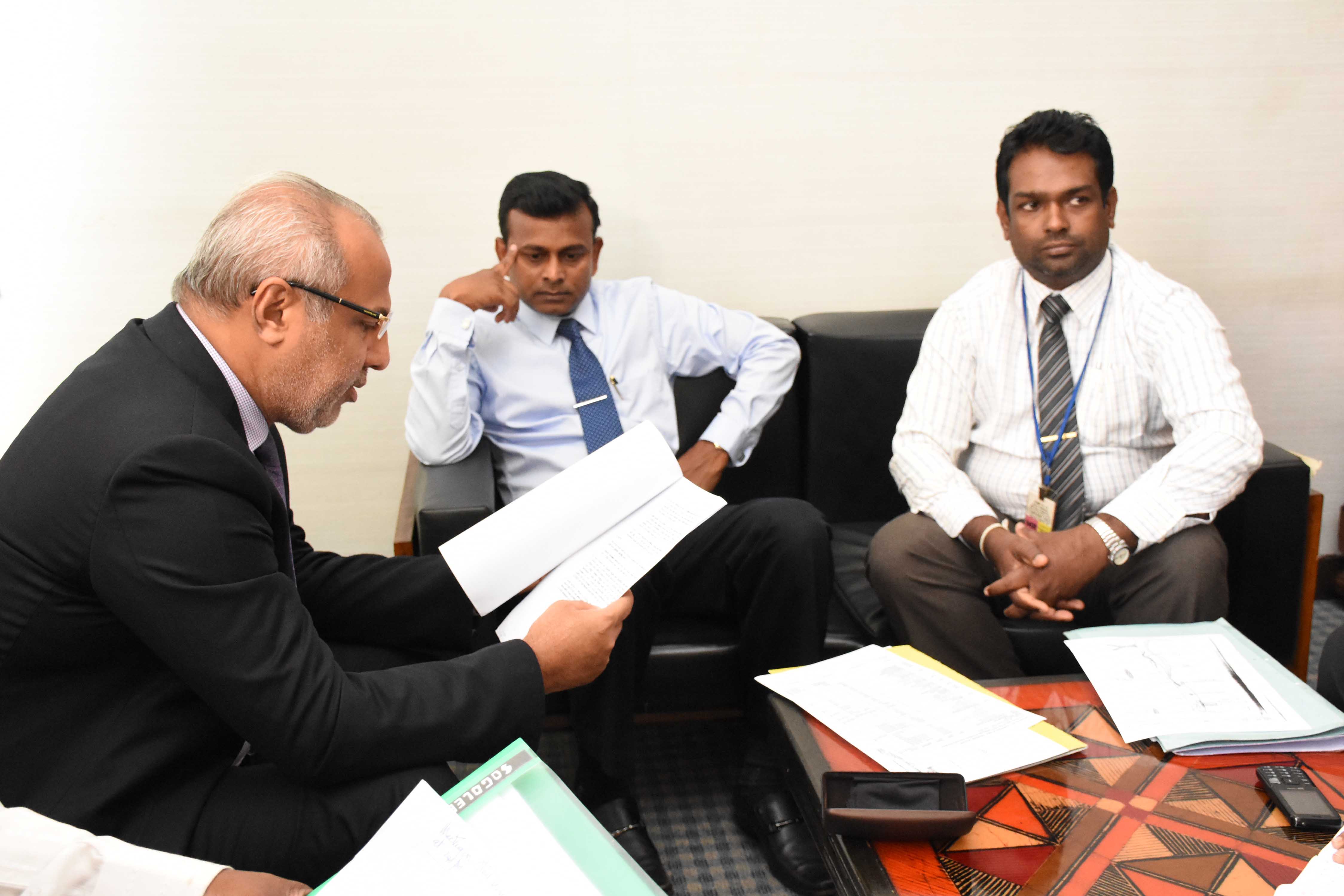 ஒலுவில் கடலரிப்பைத் தடுக்க, அவசர நடவடிக்கை: அமைச்சர் ஹக்கீமுடனான சந்திப்பில் தீர்மானம்