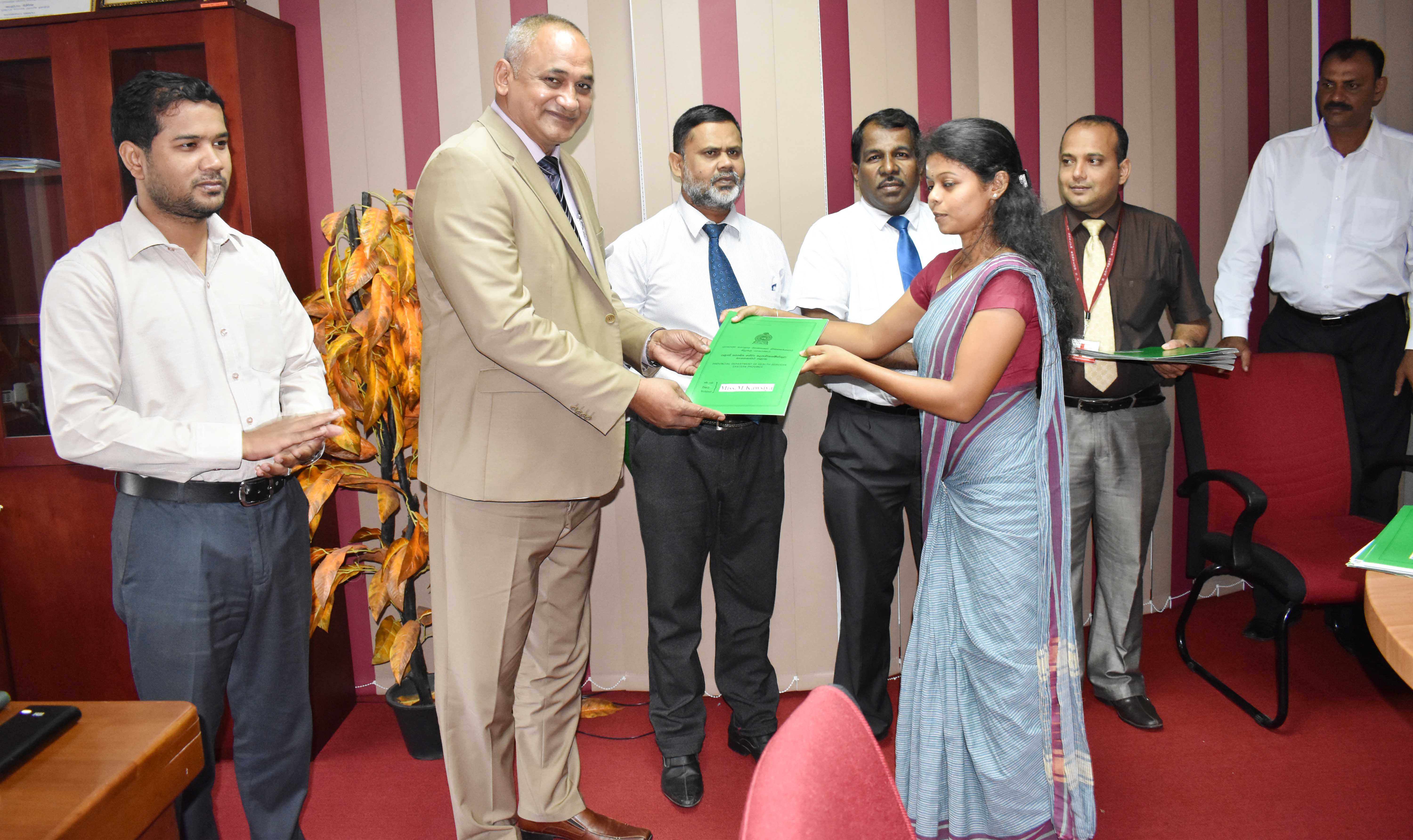 கிழக்கு மாகாண வைத்தியசாலைகளுக்கு மருந்தாளர் நியமனம்; கடிதங்களை வழங்கி வைத்தார் அமைச்சர் நசீர்