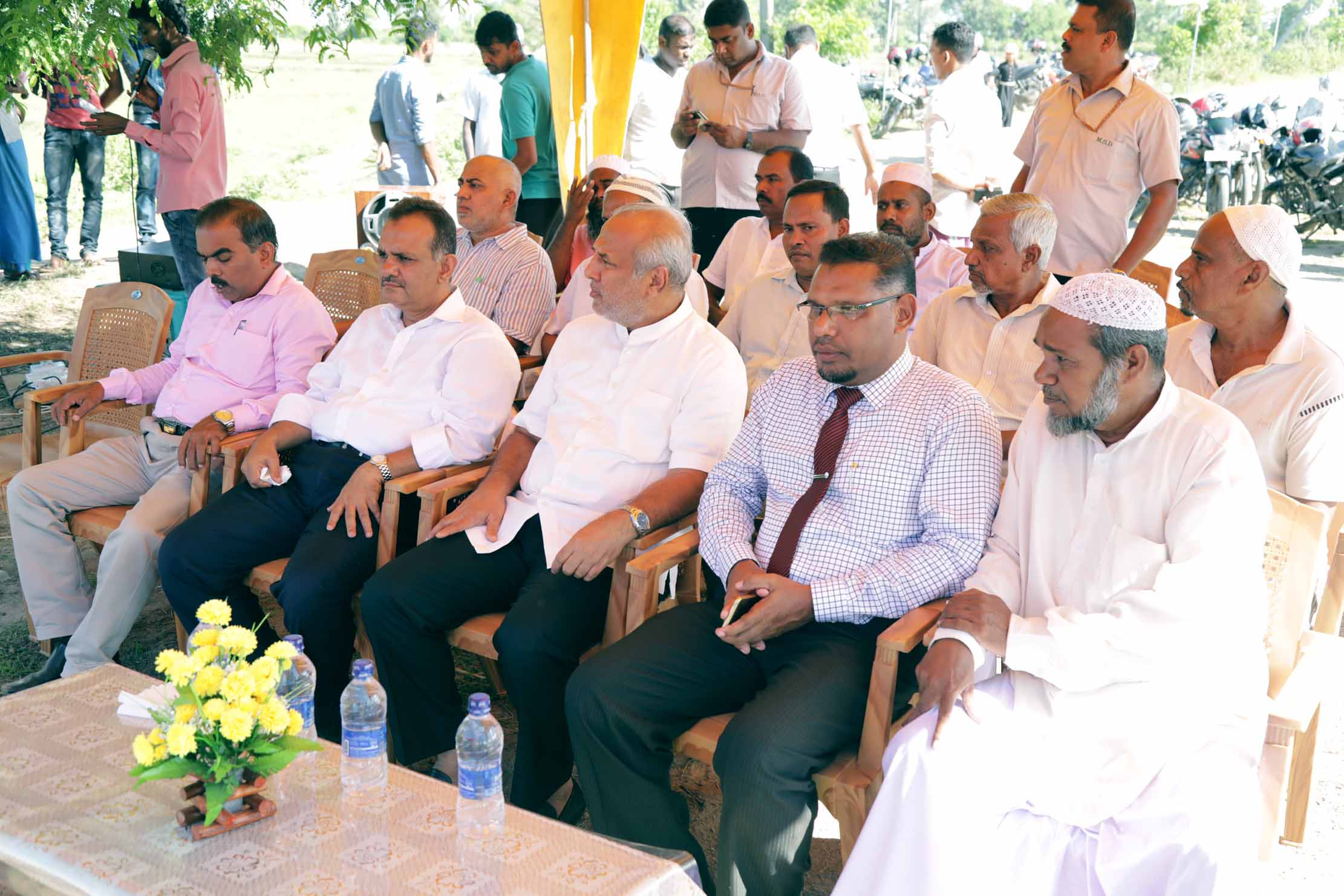 மாஹிரின் முயற்சியினால் சம்மாந்துறைக்கு பாலம்; அடிக்கல் நட்டு வைத்தார் ஹக்கீம்