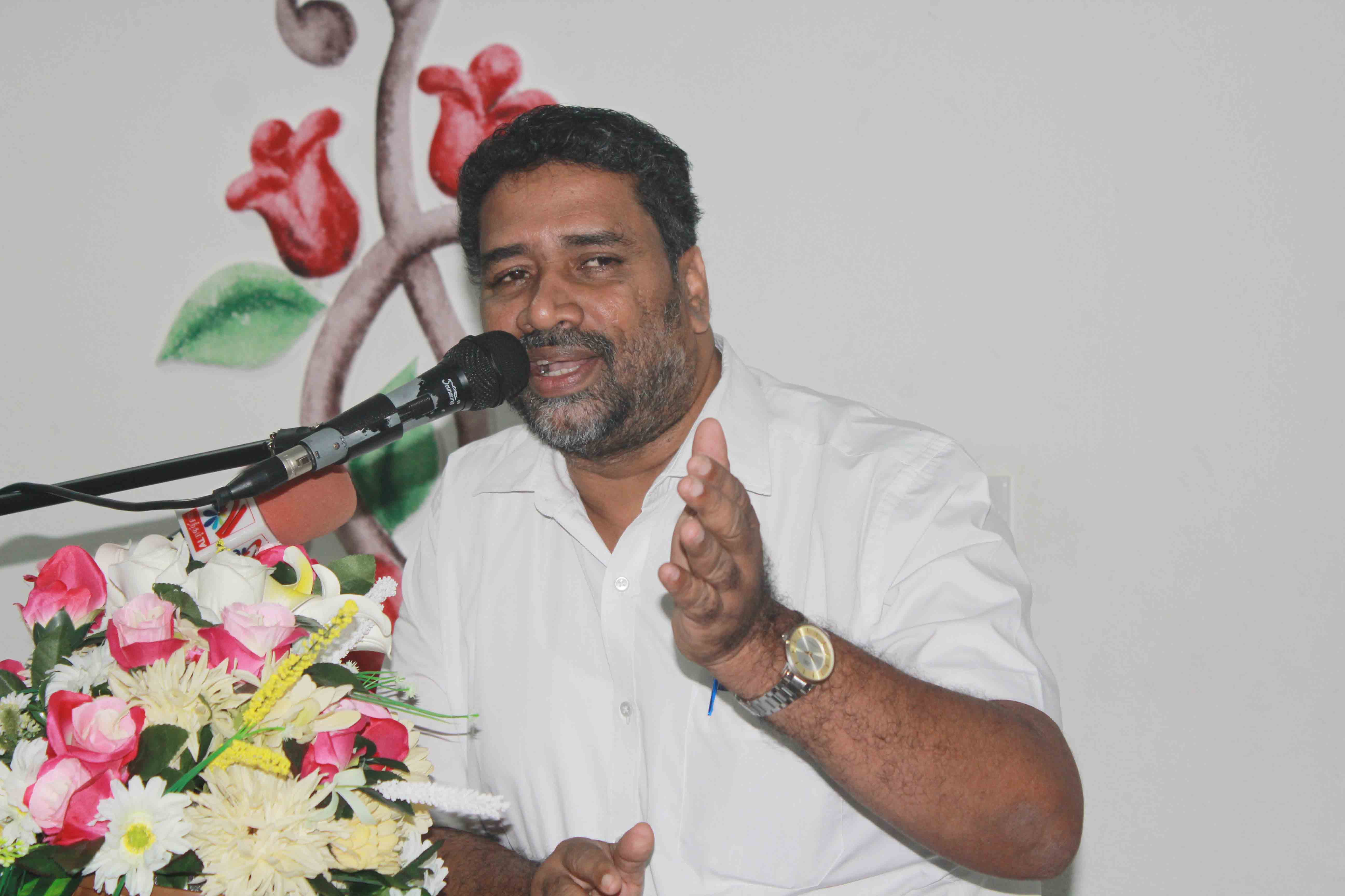 பெண்களை வலுவூட்டுவதற்கான வழிமுறைகள்; தென்கிழக்கு பல்கலைக்கழகத்தில் செயலமர்வு