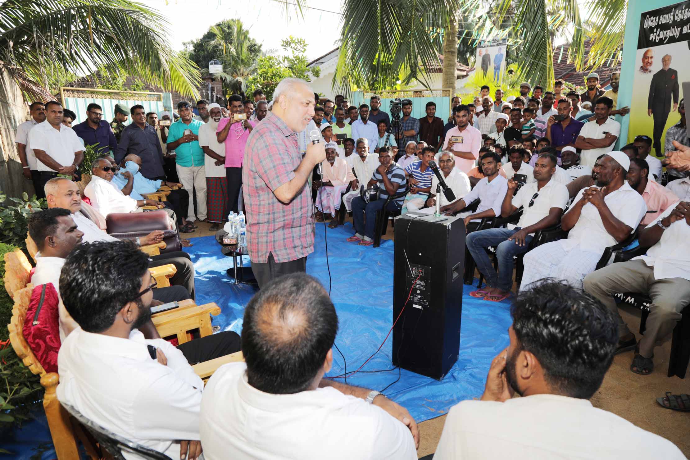 பொத்துவிலில் இருந்து எம்மை விரட்டலாம் என்று கனவு காண்கின்றனர்: மு.கா. தலைவர் ரவூப் ஹக்கீம்