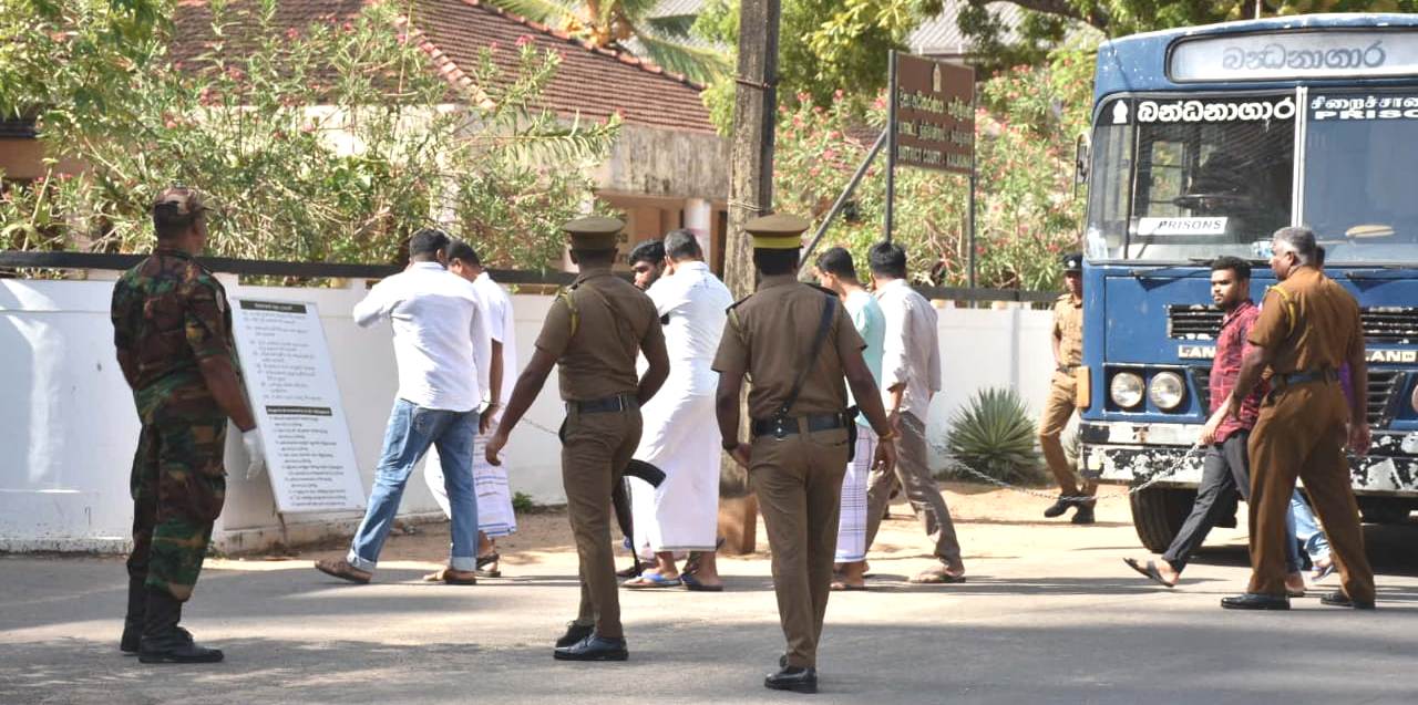 பயங்கரவாத சம்பவங்களுடன் தொடர்புபட்டோர் எனும் சந்தேக நபர்களுக்கு, தொடர்ந்தும் விளக்க மறியல்