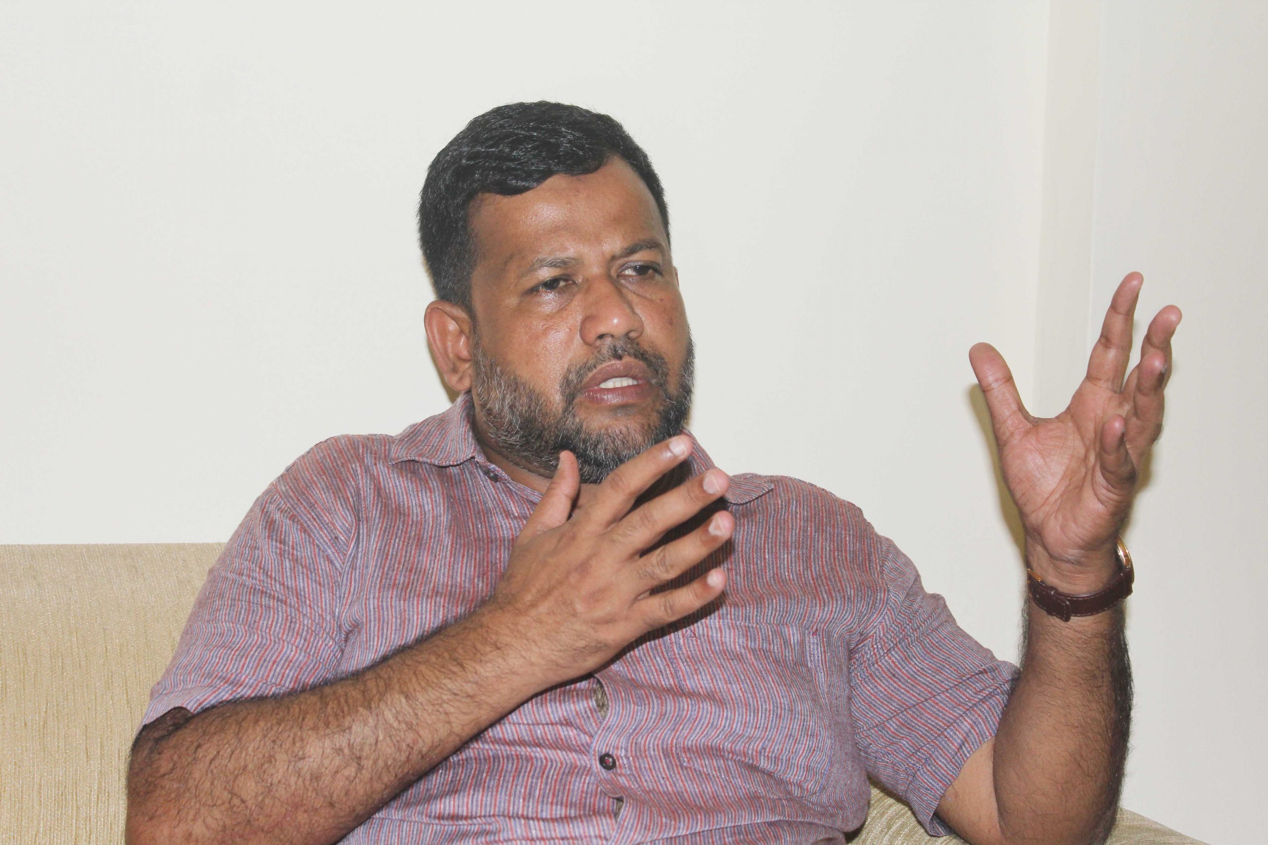 முன்னாள் அமைச்சர் றிசாட், குற்றப் புலனாய்வு பிரிவில் வாக்கு மூலம் வழங்கினார்
