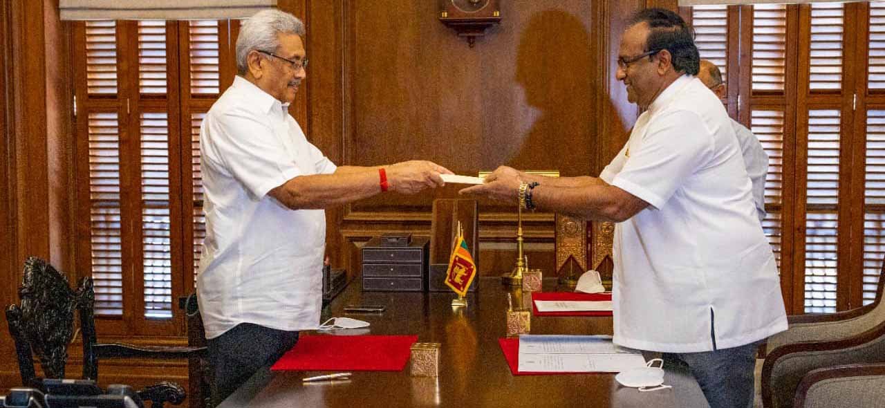 பொது பாதுகாப்பு அமைச்சராக சரத் வீரசேகர நியமனம்: சமலுக்கு புதிய பொறுப்புகள்