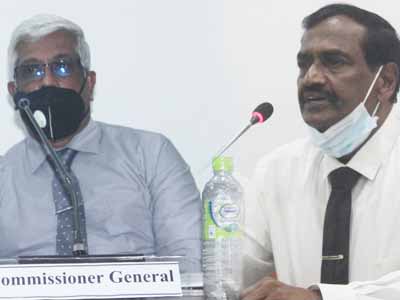 புத்தளத்தில் வாழ்ந்து கொண்டு, மன்னாரில் வாக்களிக்க முடியாது: தேர்தல் ஆணையாளர் திட்டவட்டம்