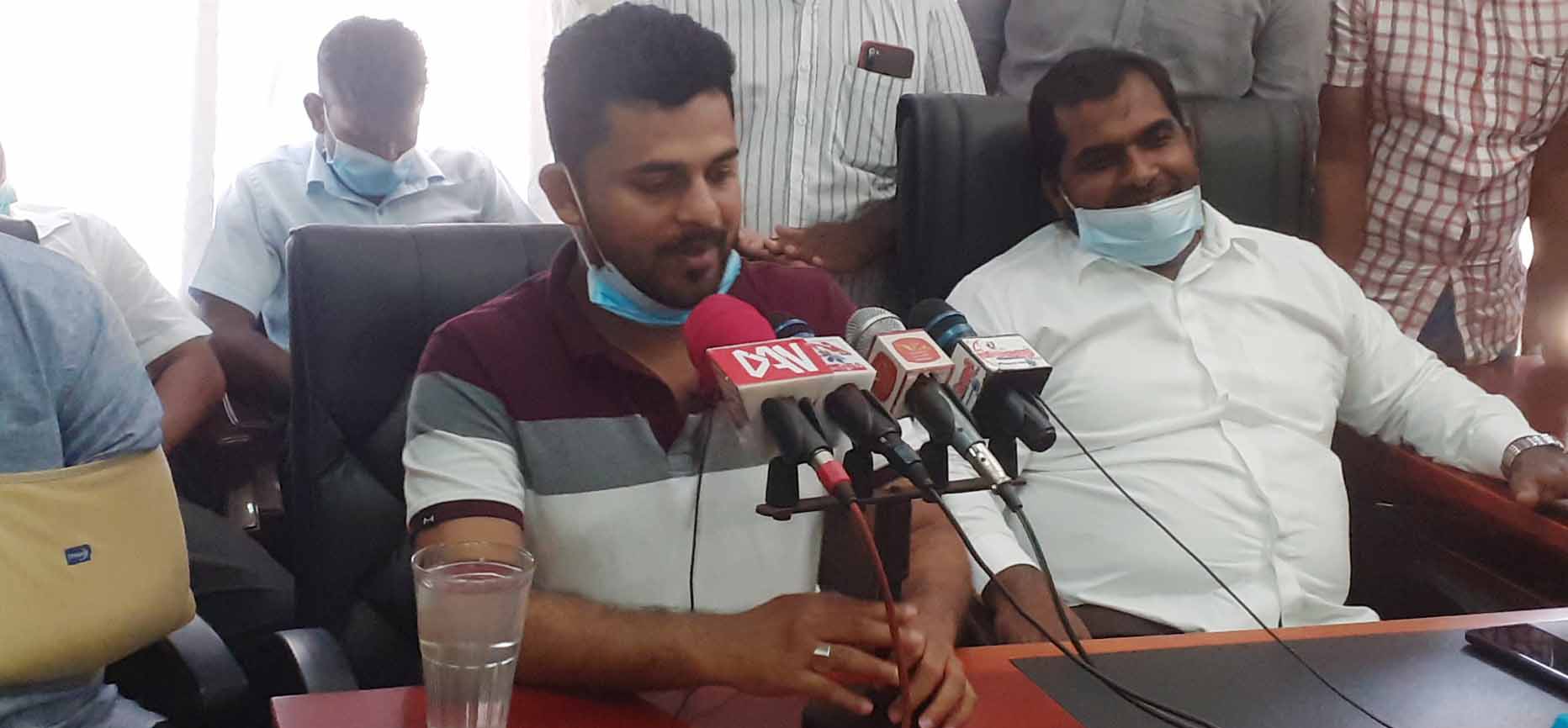 பொத்துவில் பிரதேச சபையின் தவிசாளராக ரஹீம் தெரிவு; வியூகம்  அமைத்தார் முஷாரப்: ஆட்சியை இழந்தது முஸ்லிம் காங்கிரஸ்