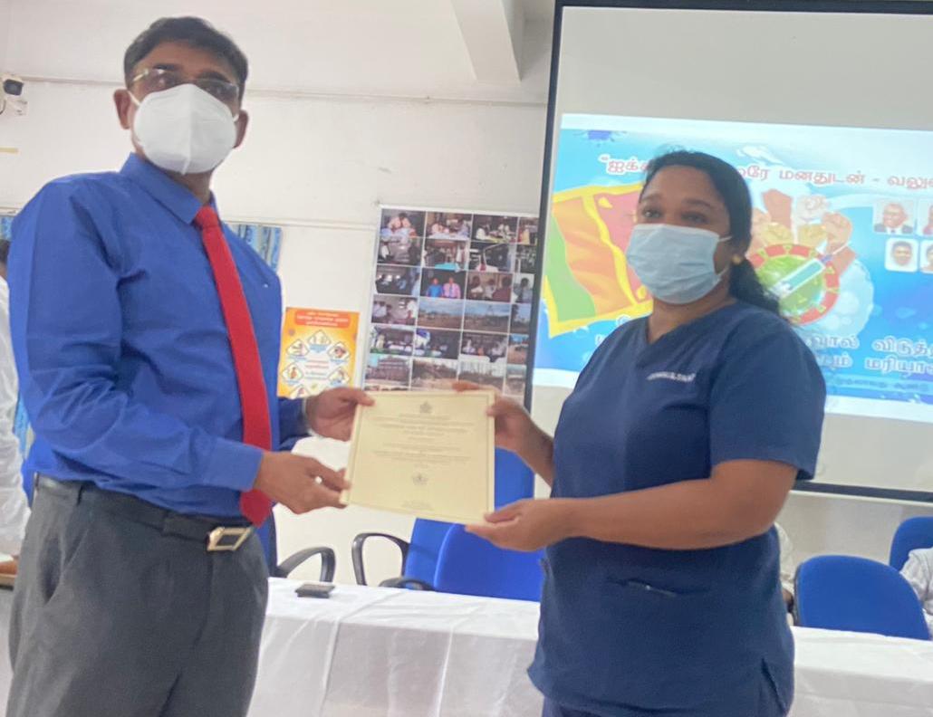 கொவிட் தடுப்பில் அர்ப்பணிப்புடன் செயற்பட்டோருக்கு, அஷ்ரப் ஞாபகார்த்த வைத்தியசாலையில் பாராட்டு