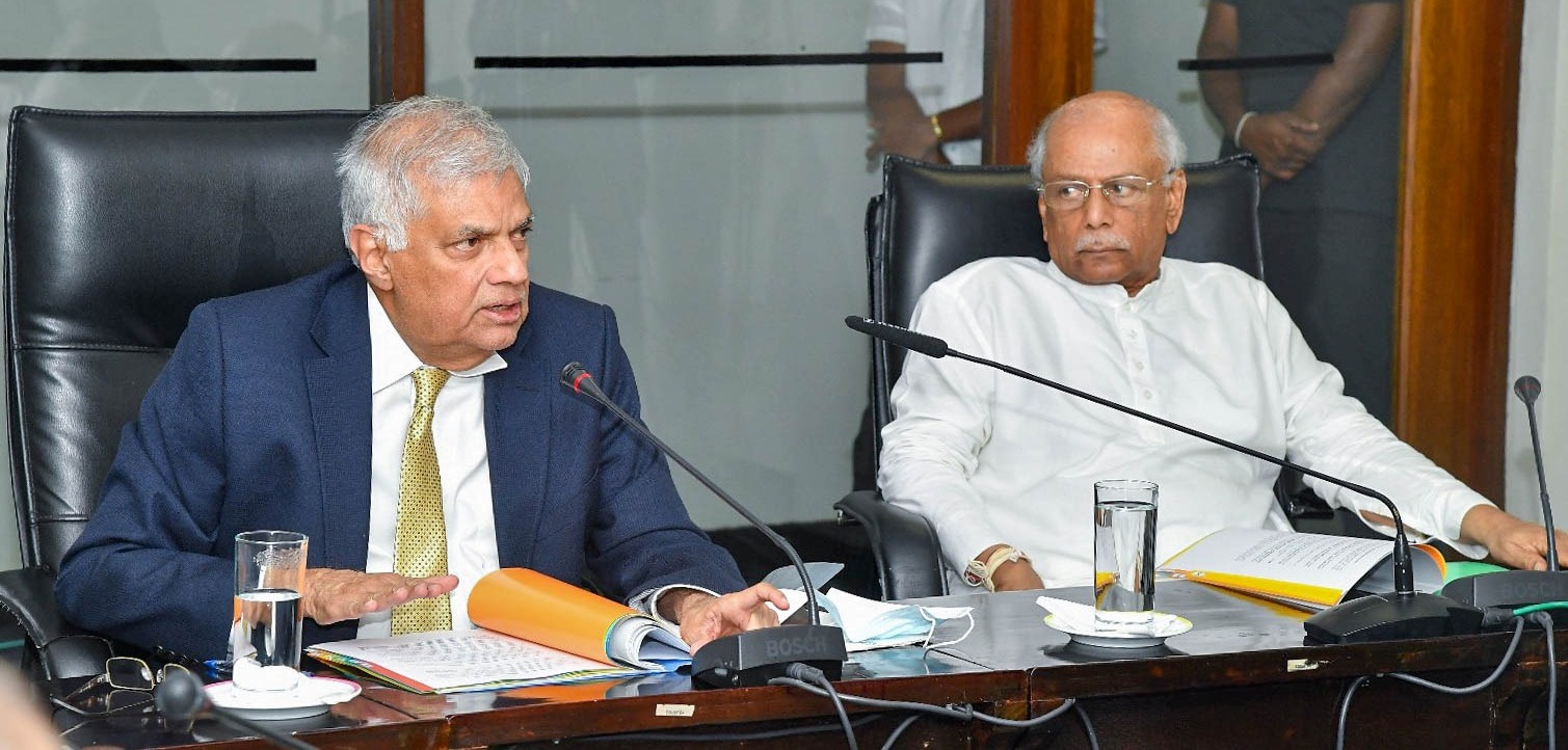 நாடாளுமன்ற கட்சித் தலைவர்கள் இணங்கினால்தான் 13 அமுல்; ஜனாதிபதி தெரிவிப்பு: “நான் ரணில் ராஜபக்ஷ அல்ல” எனவும் சுமந்திரன் எம்பிக்கு பதில்