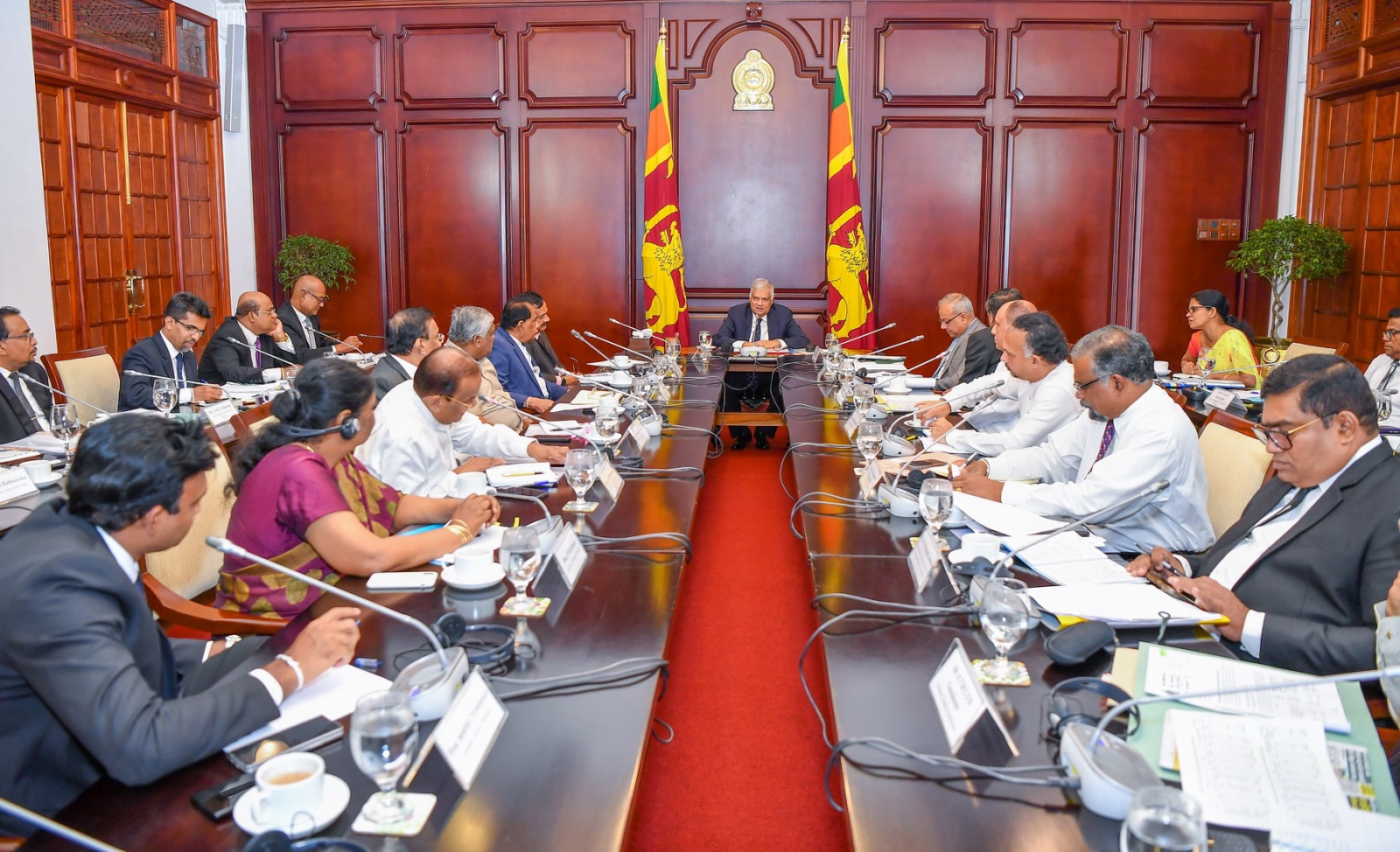 பண விரயத்தை தவிர்க்க, புதிய பொறிமுறையை தயாரிப்பதற்கு நடவடிக்கை: ஆளுநர்களிடம் ஜனாதிபதி தெரிவிப்பு
