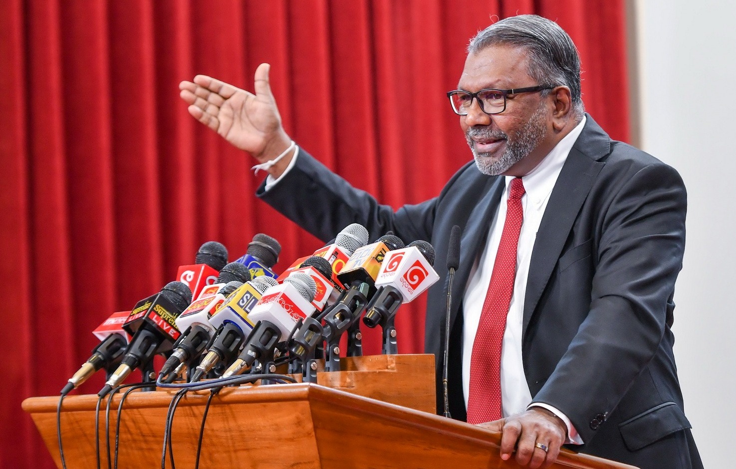 இம்முறை 63 வீதமானோர் பல்கலைக்கழக அனுமதி பெற்றுள்ளனர்; ஆனாலும் அதிலுள்ள பிரச்சினை குறித்து உயர் கல்வி ராஜாங்க அமைச்சர் விபரிப்பு