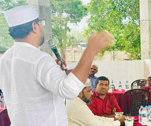 அரசாங்கம் வழங்கும் நிதியை பங்கிடுவது தலைவர்களின் பணியல்ல: கிழக்கின் கேடயம் தலைவர் சபீஸ்