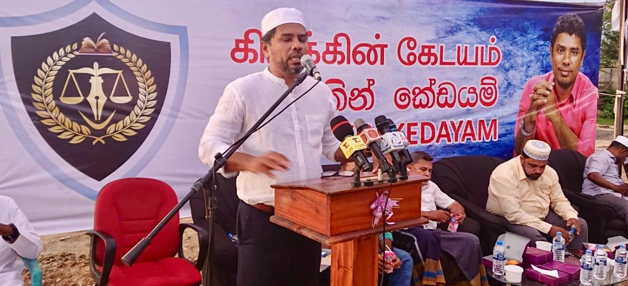 புதிய தலைவர்களை உருவாக்குவதற்கு, இப்போதைய தலைவர்கள் அச்சப்படுகின்றனர்: சபீஸ் குற்றச்சாட்டு