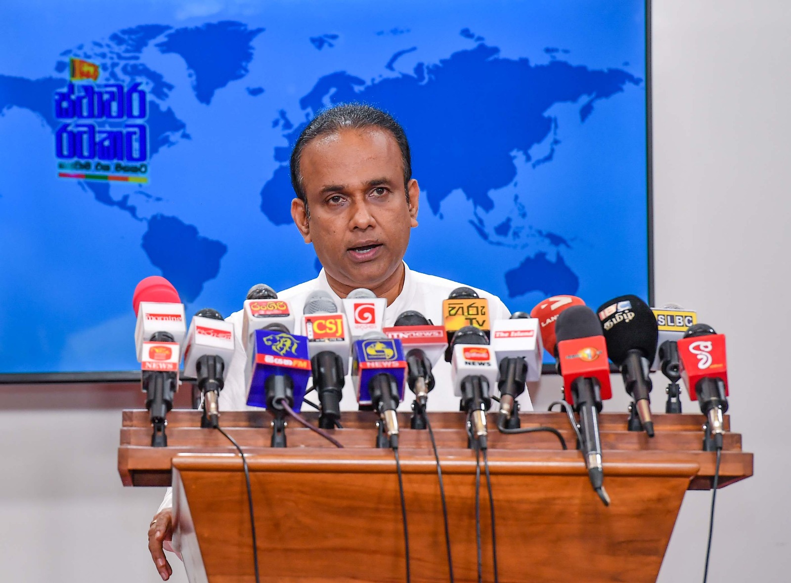 சர்வதேச கைத்தொழில் கண்காட்சி தொடர்பில் அமைச்சர் ரமேஷ் பத்திரண அறிவிப்பு