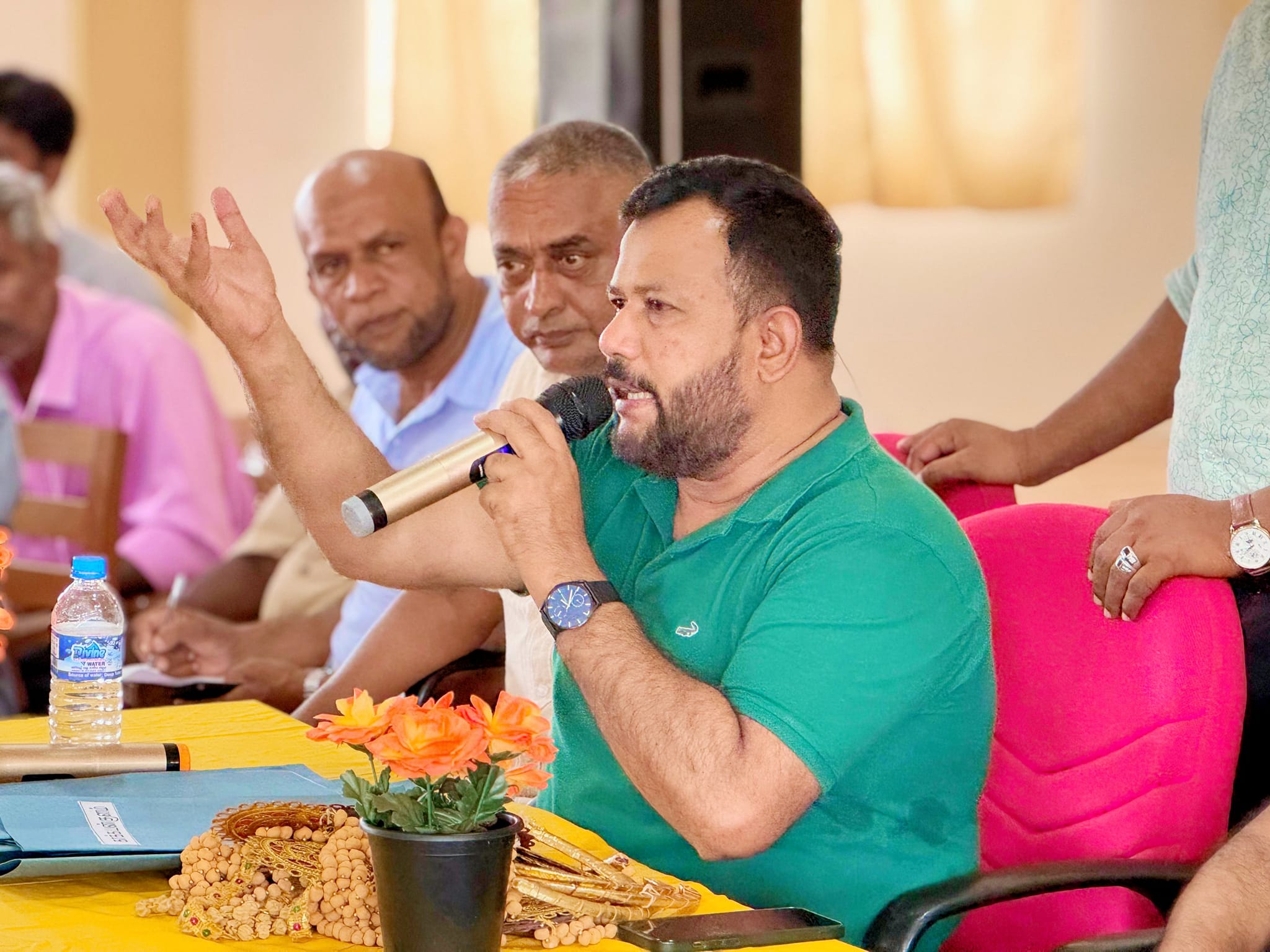 20க்கு வாக்களித்தோர், கட்சி விலக்கியோர் இருக்கும் கூட்டணியில் போட்டியிடுவதில்லை: மக்கள் காங்கிரஸ் தலைவர் றிஷாட் பதியுதீன் உறுதி