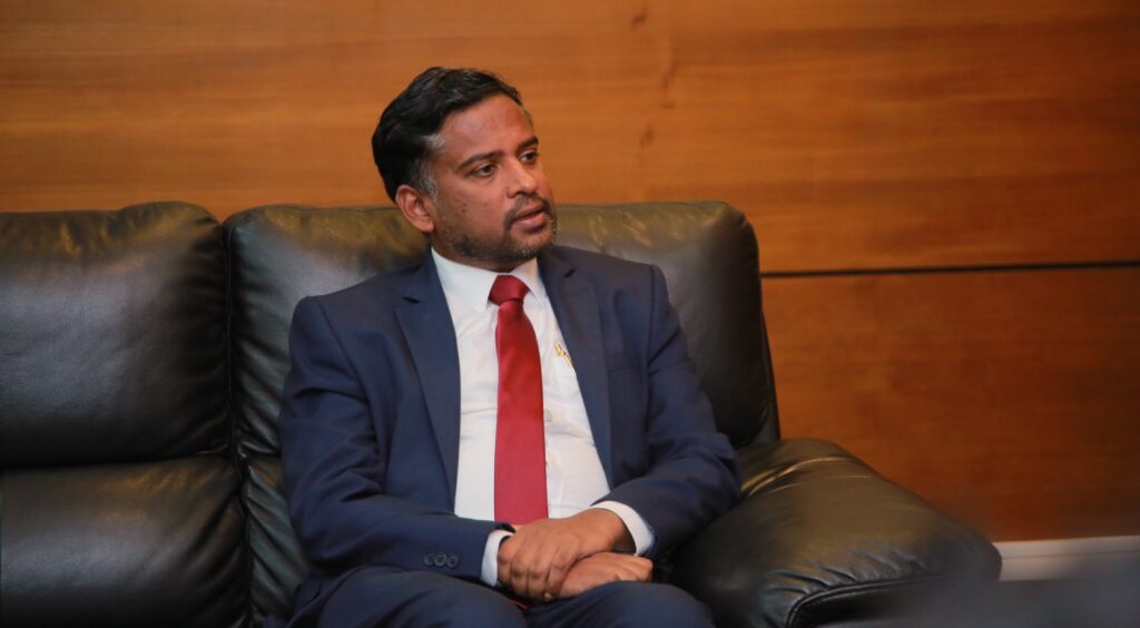 அதிக சம்பளம் பெறும் தொழில்களில் ஒன்றாக, ஆசிரியத் தொழில் விரைவில் மாறும்: கல்வி பிரதியமைச்சர்
