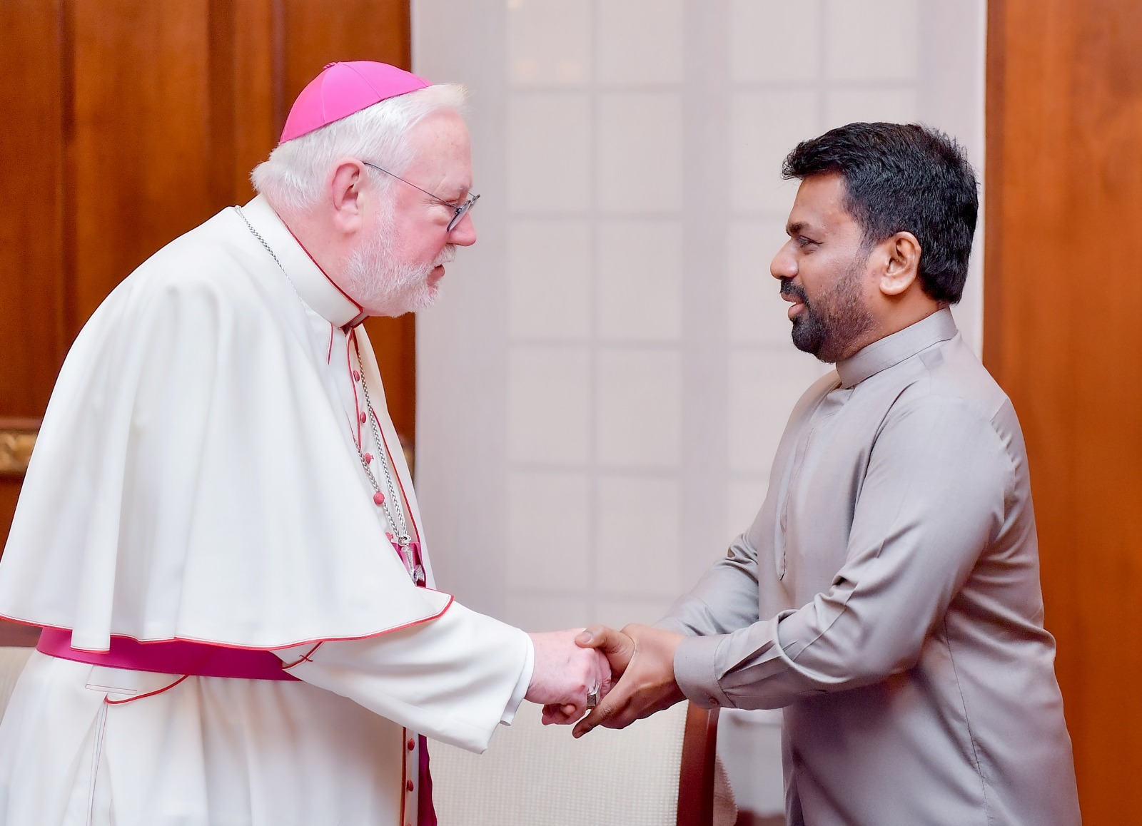 வத்திக்கான் பிரதிநிதி போல் ரிச்சர்ட் கல்லாகர் – ஜனாதிபதி அனுர குமார திசாநாயக சந்திப்பு