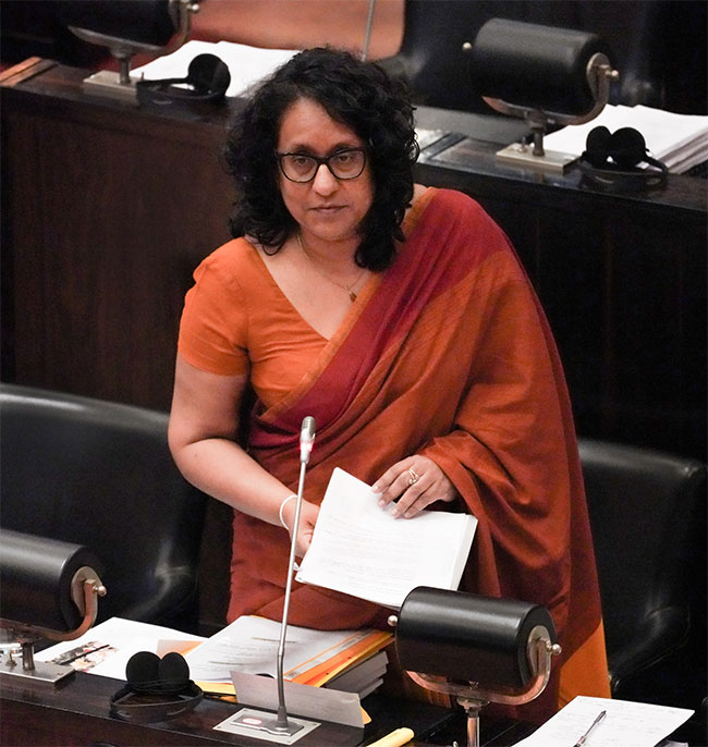 நகைப்புக்கிடமான விடயம் குறித்து பிரதமர் நாடாளுமன்றில் உரை