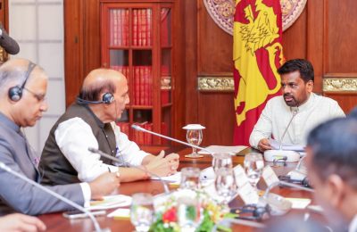 ஜனாதிபதிக்கும் இந்திய பாதுகாப்பு அமைச்சருக்கும் இடையில் சந்திப்பு:  போதைப்பொருள் வர்த்தகத்தைக் கட்டுப்படுத்த, இந்தியாவின் முழுமையான ஆதரவை எதிர்பார்ப்பதாக தெரிவிப்பு