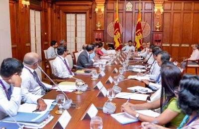 வெளிநாட்டில் பணிபுரிவோருக்கு, அனைத்துச் சலுகைகளையும் வழங்குமாறு, ஜனாதிபதி வலுயுறுத்தல்