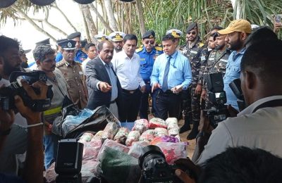 மாத்தறைப் பிரதேசத்தில் சிக்கிய 475 கிலோகிராம் போதைப்பொருள்: களத்துக்குச் சென்ற அமைச்சர்கள்